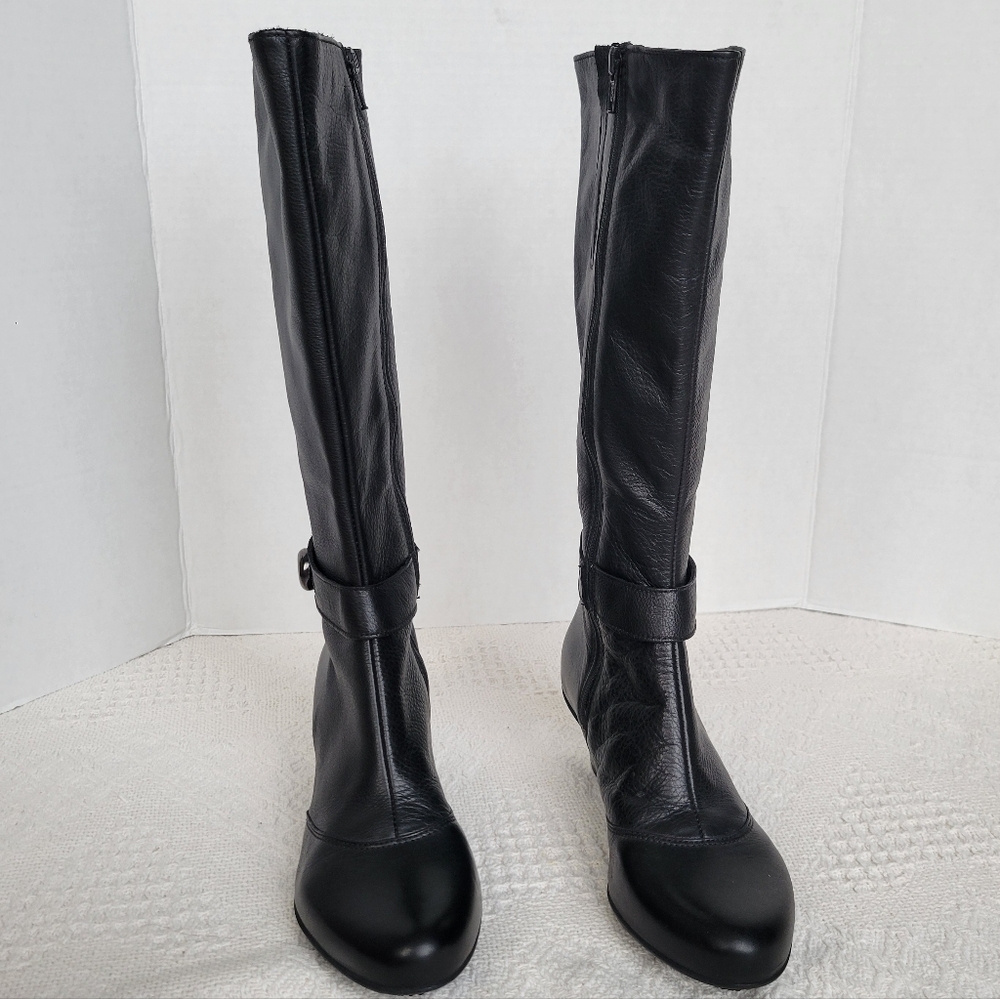 La Canadienne, Leather Zip-Up Knee High Small Heeled, Waterproof, Black Boot - Picture 5 of 13